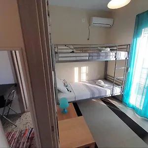 Elektra's With Parking Apartment